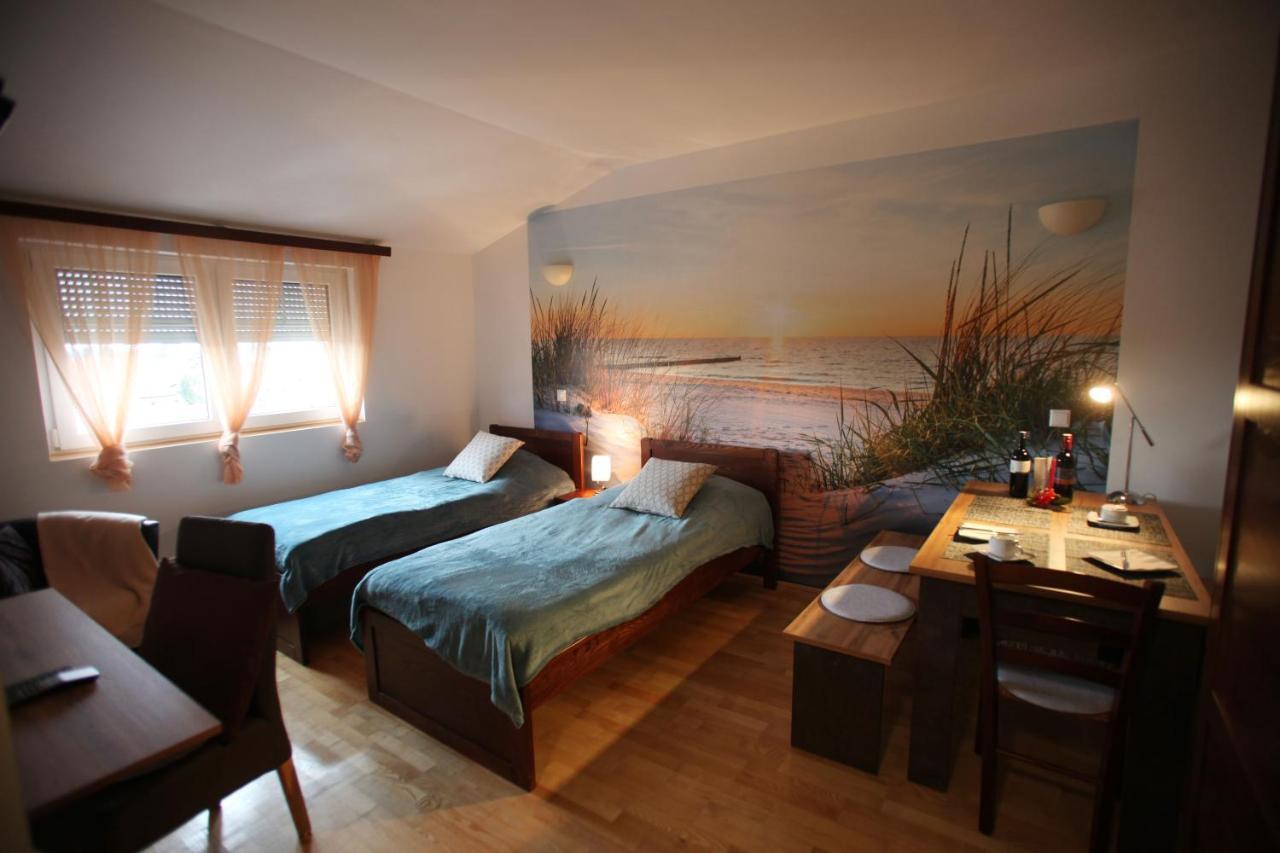 Landhaus Klambauer Ferienapartments Thermennaehe St Martins Therme Frauenkirchen Exteriör bild