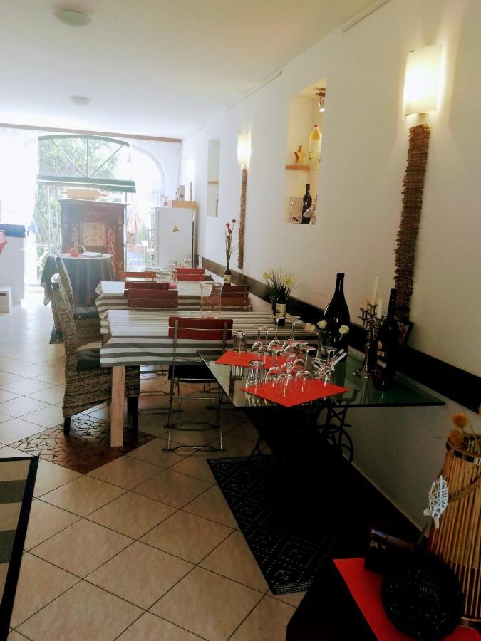 Landhaus Klambauer Ferienapartments Thermennaehe St Martins Therme Frauenkirchen Exteriör bild
