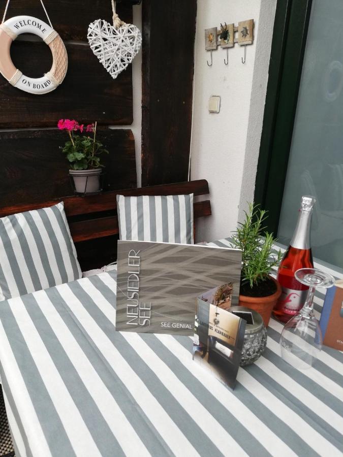 Landhaus Klambauer Ferienapartments Thermennaehe St Martins Therme Frauenkirchen Exteriör bild