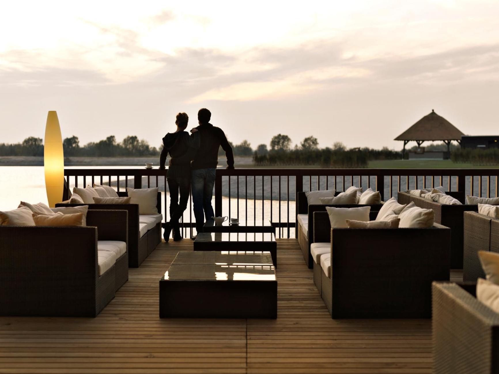 Landhaus Klambauer Ferienapartments Thermennaehe St Martins Therme Frauenkirchen Exteriör bild
